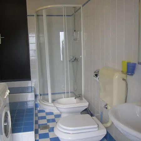 Bella - Two Bedroom House